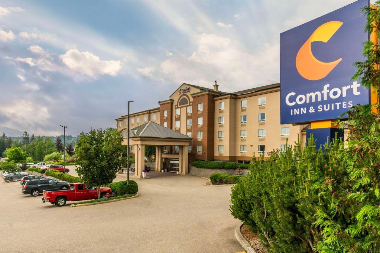 Comfort Inn & Suites Salmon Arm Zewnętrze zdjęcie