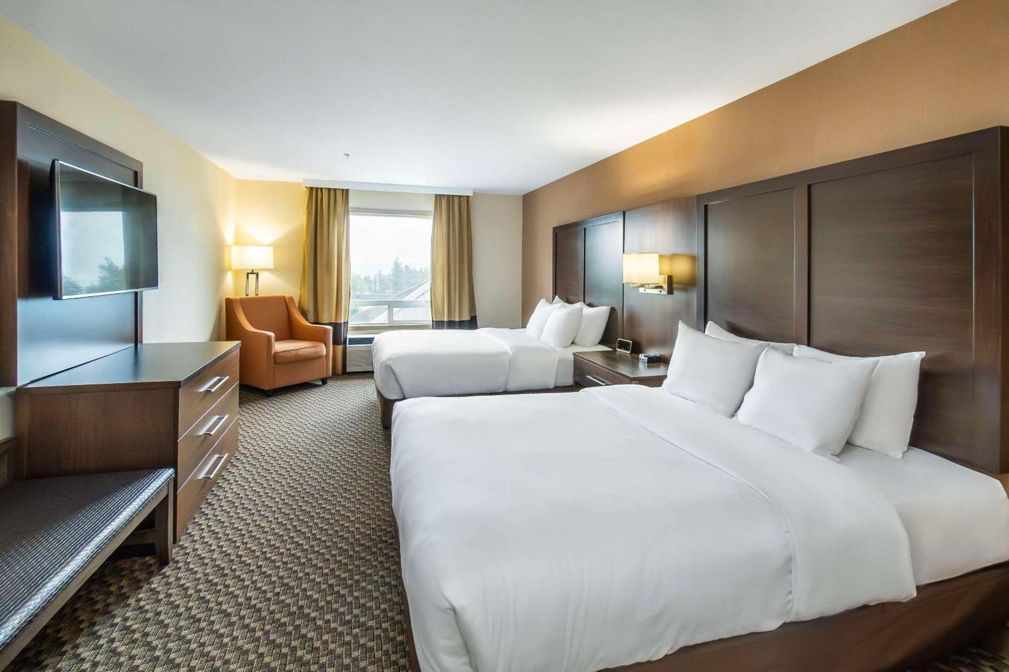 Comfort Inn & Suites Salmon Arm Zewnętrze zdjęcie